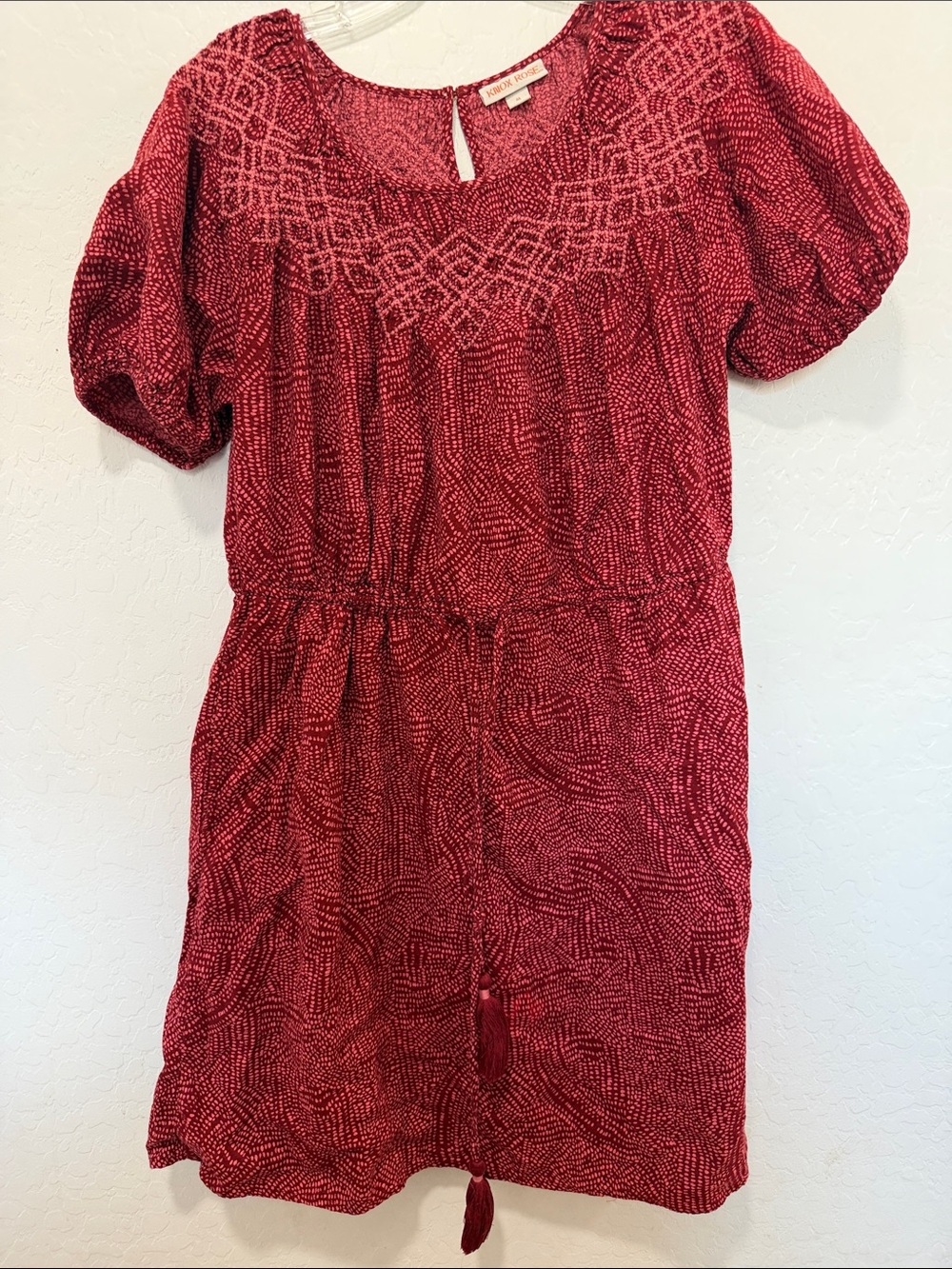 Knox Rose Red Puff-Sleeve Women’s medium dress Embroidered tassel drawstring